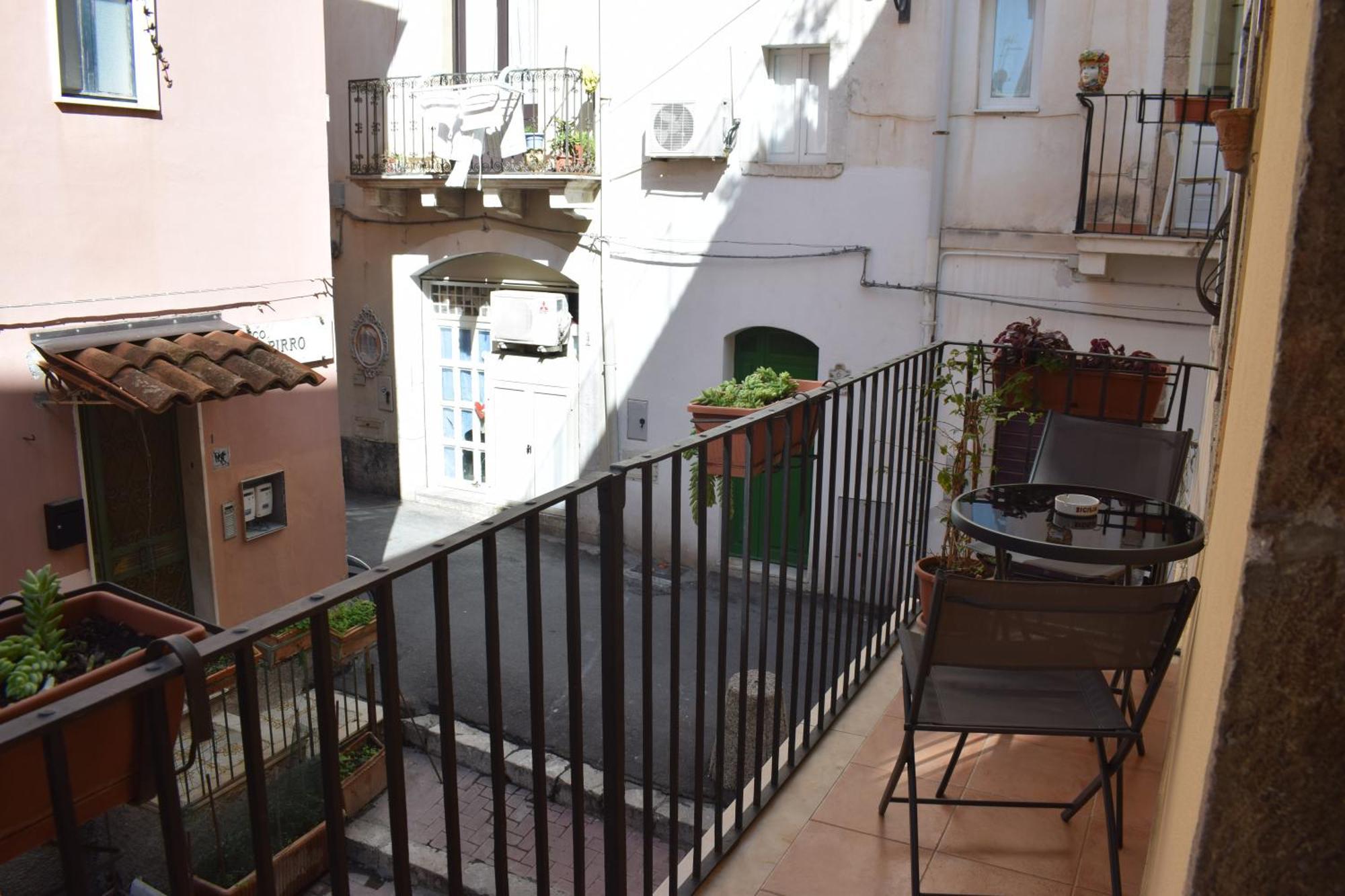 Sbiriddu'S House Apartman Taormina Kültér fotó